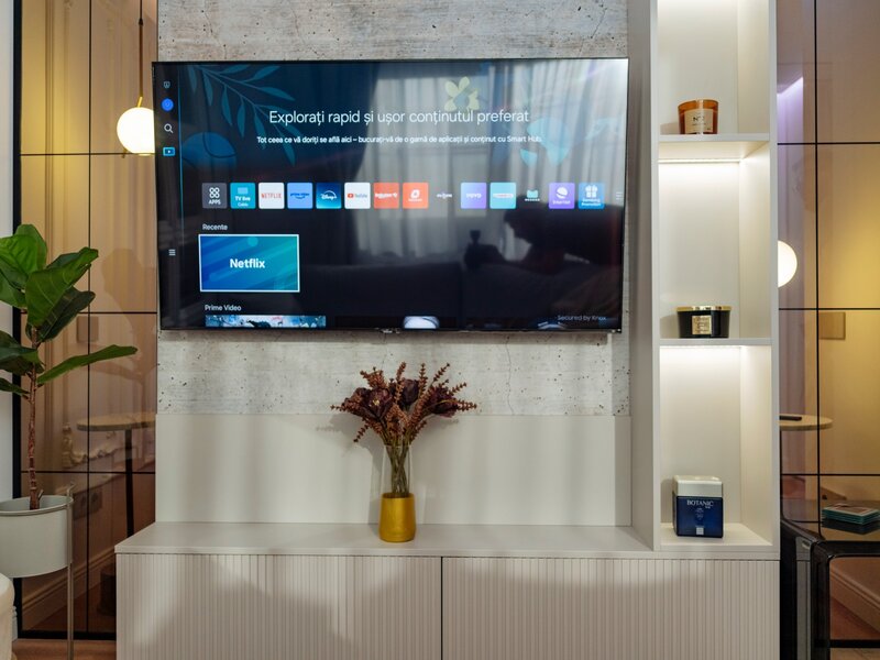 Decebal, 3/4, renovata integral, mobilata si utilata lux, bloc reabilitat