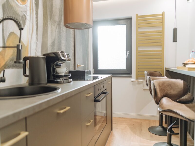 Decebal, 3/4, renovata integral, mobilata si utilata lux, bloc reabilitat